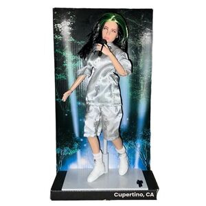 Billie Eilish Live Cupertino, CA Fashion Doll, White | 2019 Apple Music Awards
